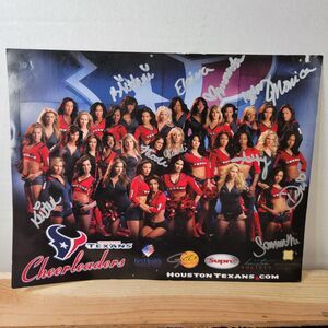 Houston Texans Cheerleaders Picture w/ 11 Autographs 8.5" X 11"
